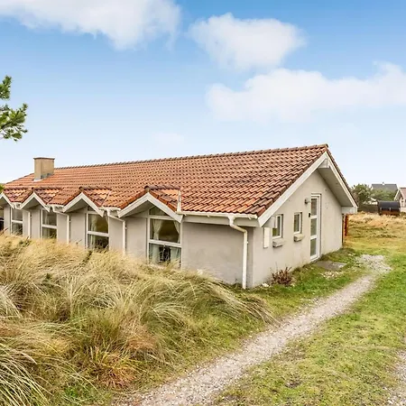 Annemone - 600m From The Sea By Interhome *